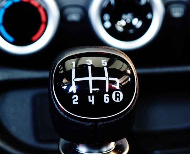 Как включить первую передачу в движении первая передача