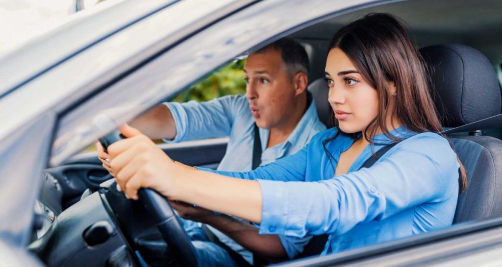 Ошибки курсантов автошкол во время вождения автомобиля ошибки во время вождения автоинструктор Минск